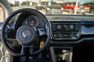 Volkswagen up! 2013