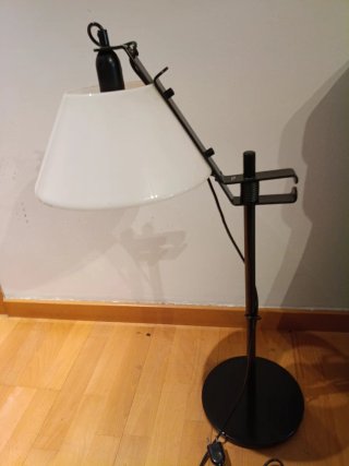 Lámpara de mesa Metalarte