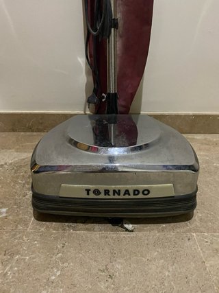 Aspiradora,pulidora y abrillantadora