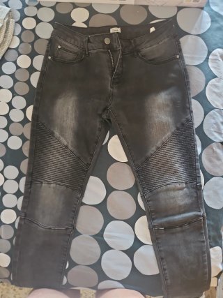 Pantalón vaquero hombre negro
