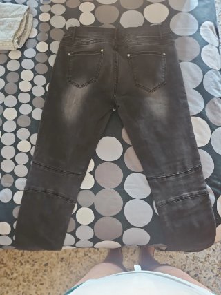 Pantalón vaquero hombre negro