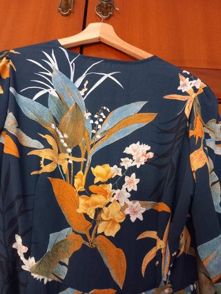 Vestido estampado floral manga larga