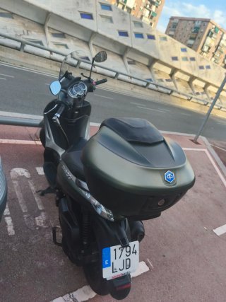 Piaggio Beverly 300s Maxi Scooter 2020