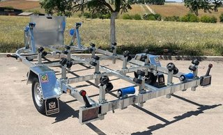 NUEVO: Remolque para dos motos de agua