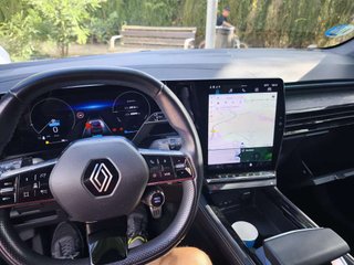 RENAULT austral