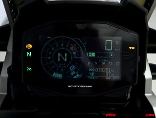 SUZUKI V-STROM 1050 XT