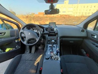 Peugeot 3008 2012