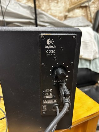 Altavoces subwoofer Logitech X-230