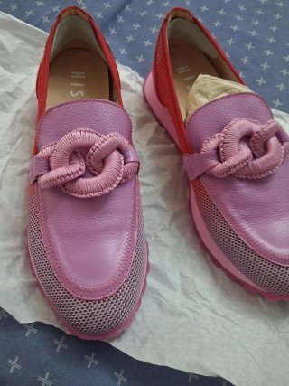 Zapatos HIS rosas y rojos