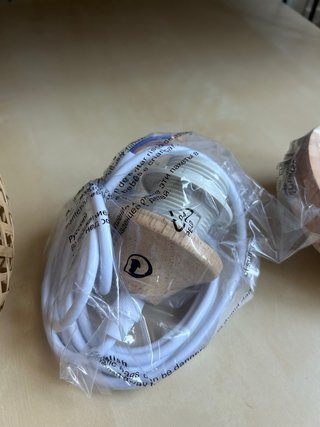 Lámpara de techo bambú tejido. Diametro 20 cm