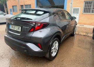 Toyota C-HR 2021