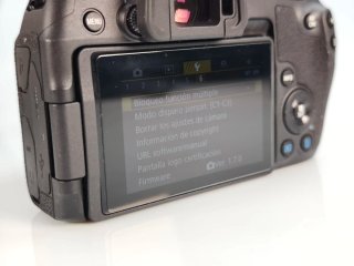 Canon EOS RP Cámara Mirrorless con adaptador
