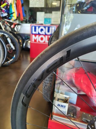 Specialized s-works Aethos.