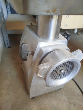 Picadora de carne industrial. Potencia 3,80