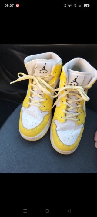 Nike Jordan Scarpe Mid Top