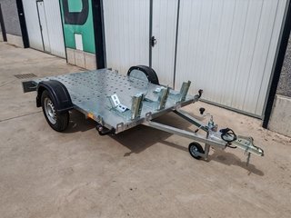 NUEVO: Remolque portamotos piso plano