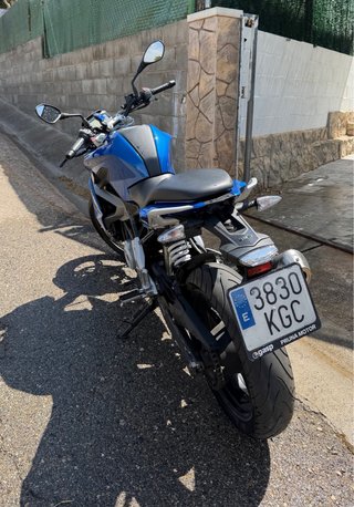 BMW G 310 R Azul