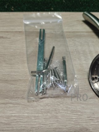 Manetas para puertas de interior Emuca
