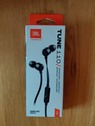 Auriculares JBL Tune 110 Negros