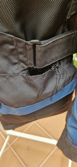 Chaqueta Moto Bering Negra y Azul