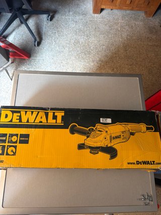 Amoladora Angular DeWalt