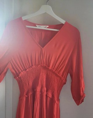 Vestido rojo Zara