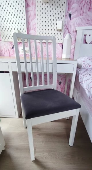 Escritorio Ikea Micke y 2 Sillas