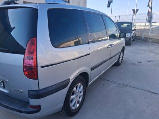 Peugeot 807 2004