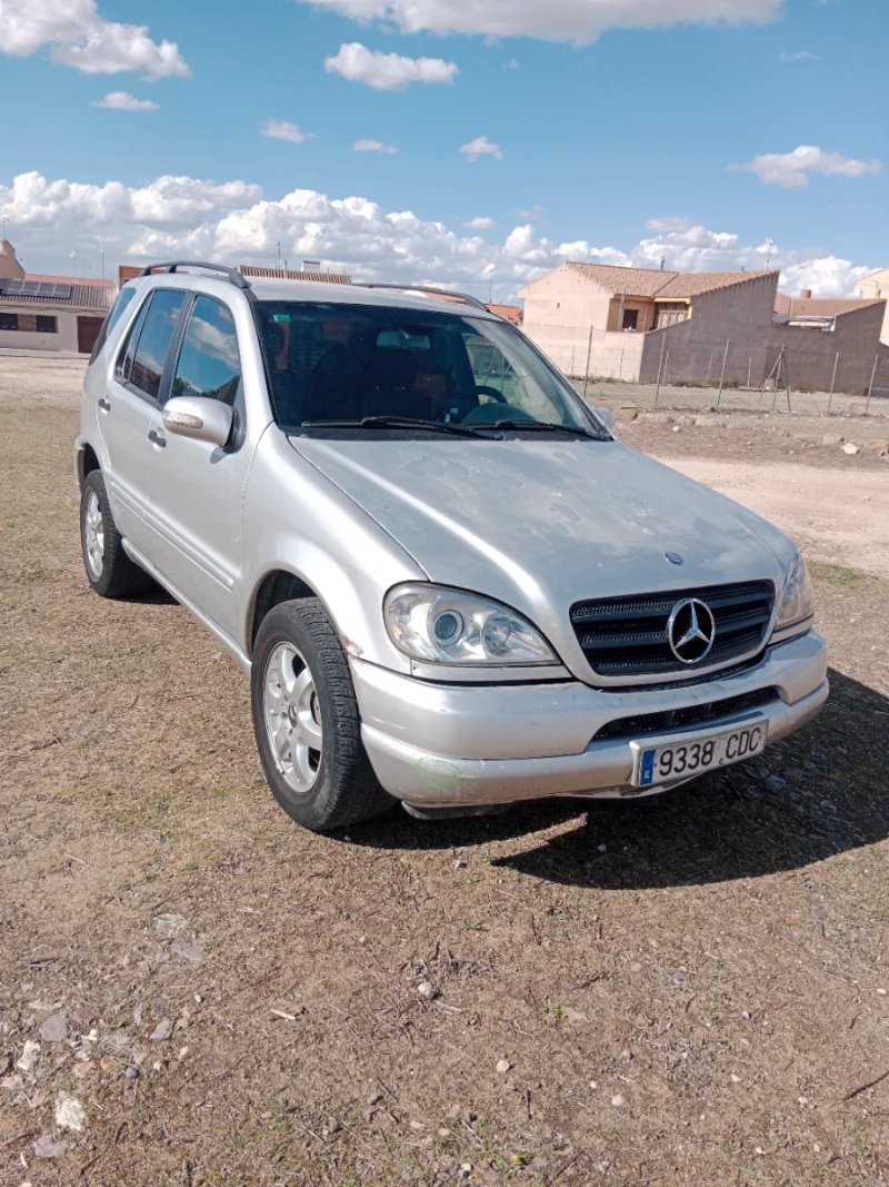 Mercedes-Benz Clase M 2003 - foto 1