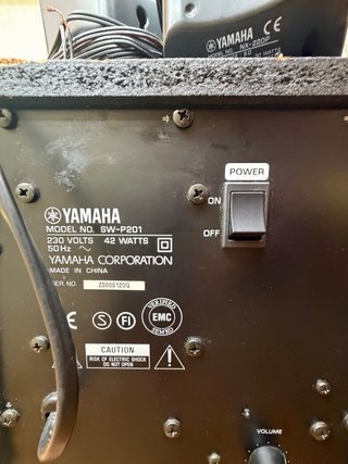 Subwoofer Activo Yamaha Negro