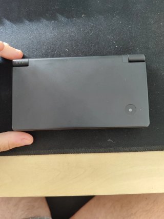 Nintendo DSi Negra + 5 Juegos