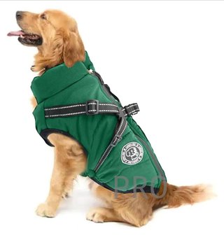 Abrigo impermeable para perros con arnés