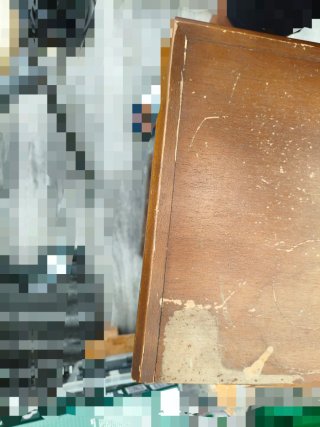 Mueble recibidor de madera tallada