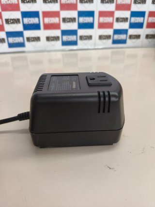 Convertidor Nedis 230V a 110V 100VA