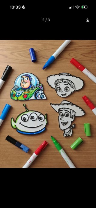 Set de 4 figuras y rotuladores para pintar