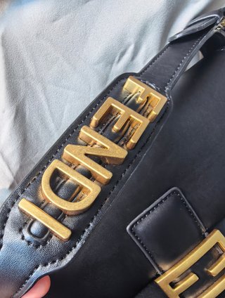 Borsa Fendi Baguette Nero Dorato