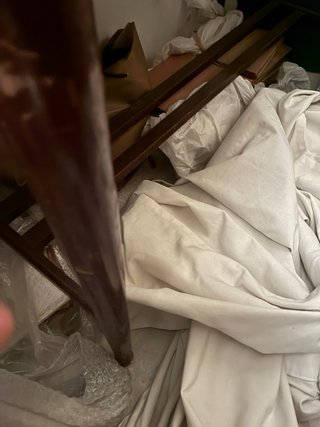 Tocador antiguo madera y mármol