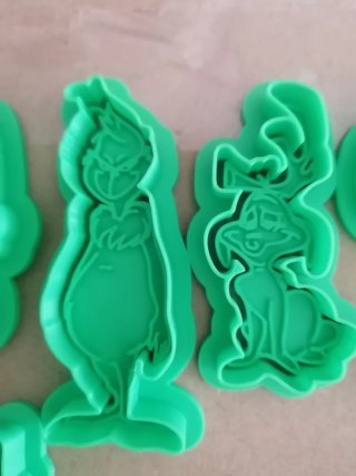 Pack 8 Cortadores Molde Grinch