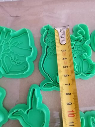 Pack 8 Cortadores Molde Grinch