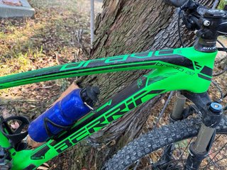 Bicicleta de Montaña BERRIA Carbono 29 pulgadas