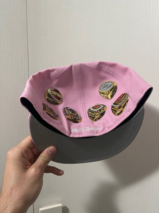 Gorra Supreme New Era Rings Box Logo -SS26- 7 1/4