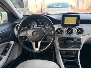 Mercedes-Benz GLA 200 CDI STYLE 7G-DCT 2014