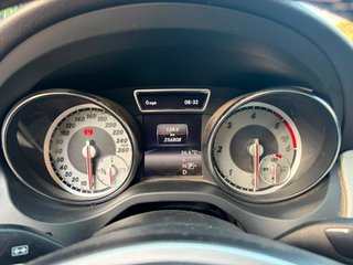 Mercedes-Benz GLA 200 CDI STYLE 7G-DCT 2014
