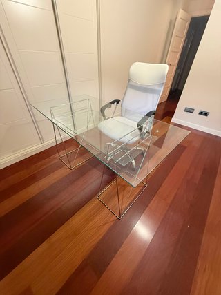 Mesa cristal y acero cromado