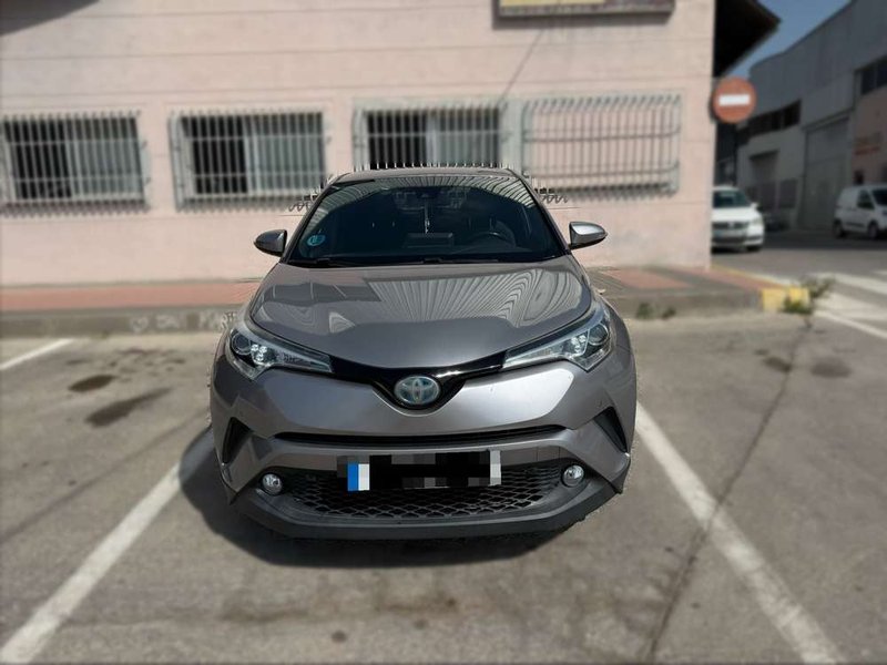 TOYOTA c-hr - foto 1