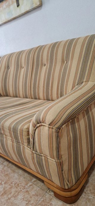 100€ × 2 Sofas de 2 plazas de tela y madera