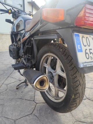 BMW K75 Negra y Marrón