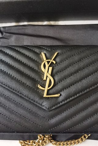 Bolso YSL WOC pequeño piel caviar con caja