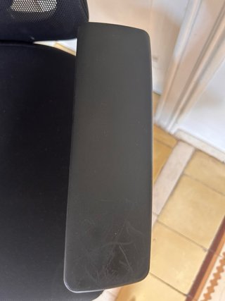 Silla de oficina regulable negra