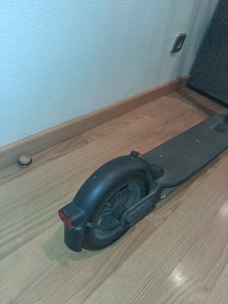 Patinete Xiaomi Essential Negro